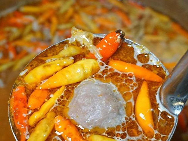 Dijamin Mantap! Semangkuk Bakso Rusuk dengan Paduan Kuah Gurih