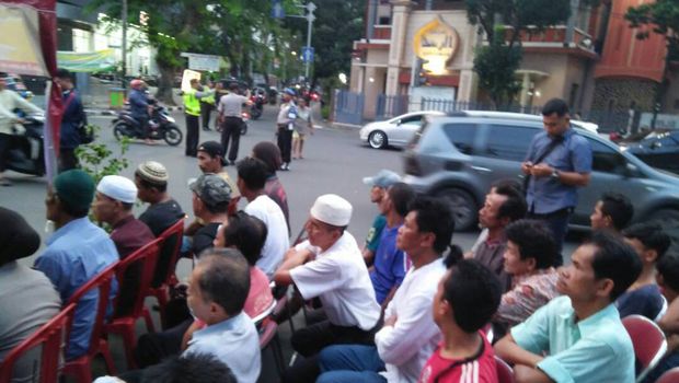 Masyarakat diajak berpartisipasi menangkal kriminalitas.