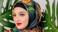 Ashanty tampil berhijab di foto yang diunggahnya di jejaring instagram. Dok. Instagram/ashanty_ash