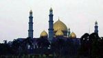 Potret Keindahan Masjid Kubah Emas Peninggalan Dian Al Mahri