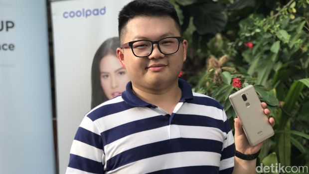 Psst.. Ada Ponsel Selfie Dua Kamera Rp 3 Jutaan