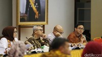 Uji publik itu melibatkan perwakilan masyarakat, LSM, akademisi, serta perwakilan parpol.