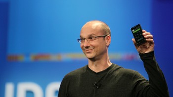 Andy Rubin adalah sosok utama yang melahirkan sistem operasi Android. Pria keturunan bangsa Yahudi ini pernah bergabung ke Apple dan Microsoft sebelum membuat cikal bakal Android yang akhirnya diakuisisi Google. Foto: istimewa