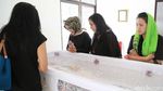 Tangis Sang Anak Pecah Melihat Jenazah Yana Zein