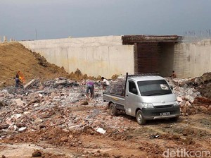Rumah H. Sanawi Tengah Tol di Tegal Berakhir