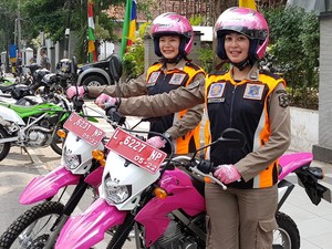 Anda di Surabaya Parkir Sembarangan, Tim Pinky Trail Bertindak