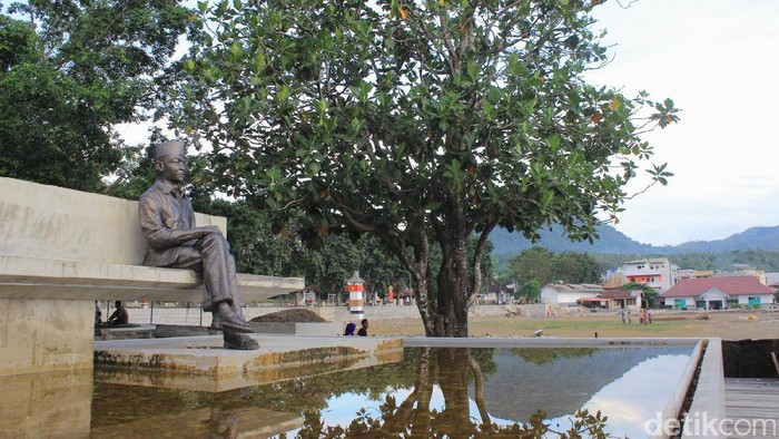 Taman Renungan Bung Karno di Ende tempat disusunnya Pancasila