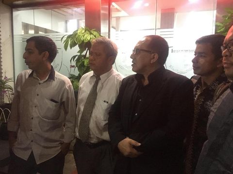 Pengacara Ustaz Alfian Tanjung di Polda Metro