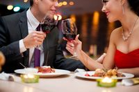 Buka Puasa di Restoran Ini Bisa Raih Hadiah Pesta Pernikahan Gratis