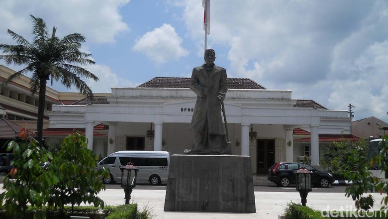 DPRD DIY Hari Ini Gelar Rapur Penetapan Gubernur Dan Wagub DPRD DIY Hari Ini Gelar Rapur Penetapan Gubernur Dan Wagub