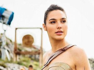 Gal Gadot Jadi Aktris Laga Terbaik