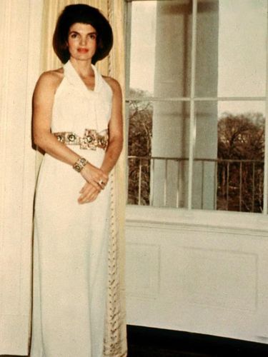 3 Bukti Melania Trump 'Mencontek' Gaya Jackie Kennedy