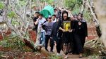 Beristirahatlah dengan Tenang Yana Zein!