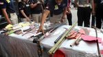 Kapolda Tunjukan Barbuk Kejahatan Begal dan Geng Motor