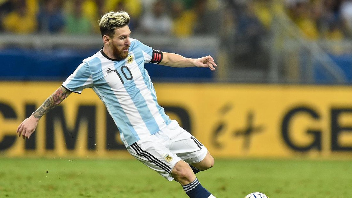 Lionel Messi tampil untuk timnas Argentina. Foto: Pedro Vilela/Getty Images