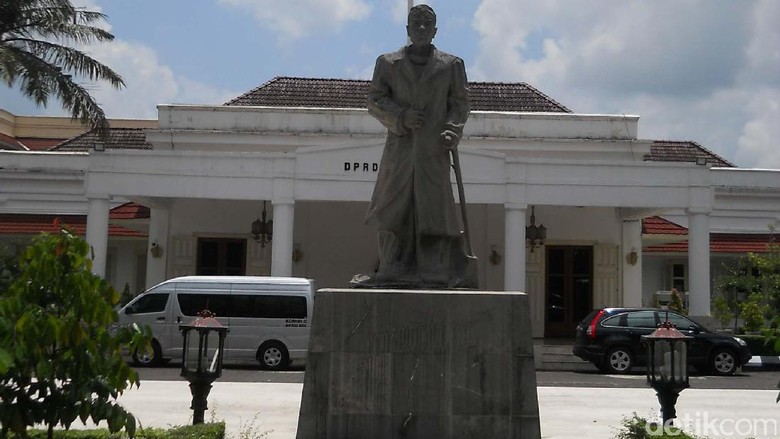 Jabatan Gubernur dan Wakil Gubernur DIY akan Berakhir, DPRD Bentuk Pansus Jabatan Gubernur dan Wakil Gubernur DIY akan Berakhir, DPRD Bentuk Pansus