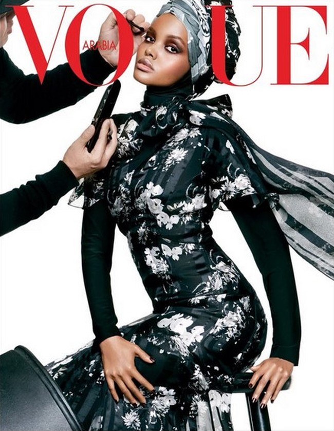 Halima Aden merupakan salah satu hijabers yang inspiratif. Ia memiliki wajah cantik dan populer sejak mengikuti Miss Minnesota USA dengan menggunakan burkini.  Halima Aden kini dikenal sebagai model berhijab yang dipercaya oleh berbagai merek high end. Bahkan Halima Aden pernah menjadi model untuk Kanye West. Tidak hanya itu, Halima Aden juga sudah tampil di berbagai sampul majalah terkemuka seperti Vogue hingga Allure. Foto: Vogue Arabia