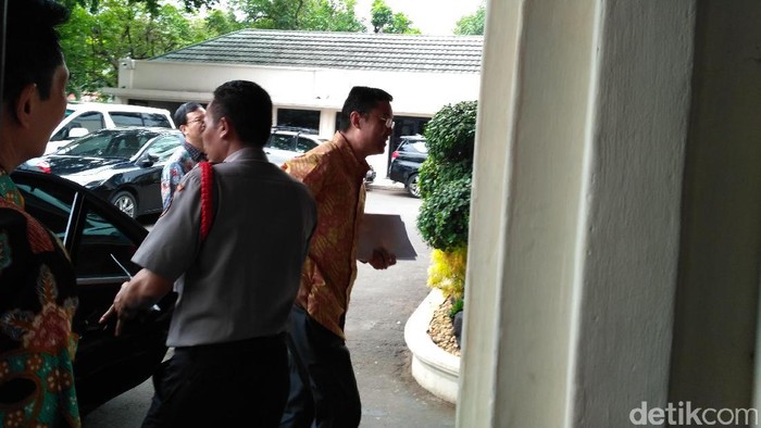 Dubes China Temui Menko Polhukam Wiranto