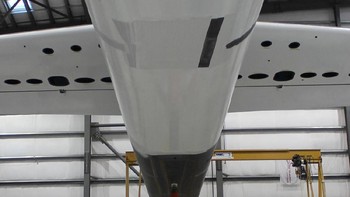 Paul Allen berharap pesawat Stratolaunch ini siap mengudara secepatnya. Foto: Stratolaunch