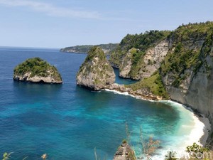 Peringati Hari Lingkungan Hidup, Ini Tips Jadi Traveler yang Sayang Alam