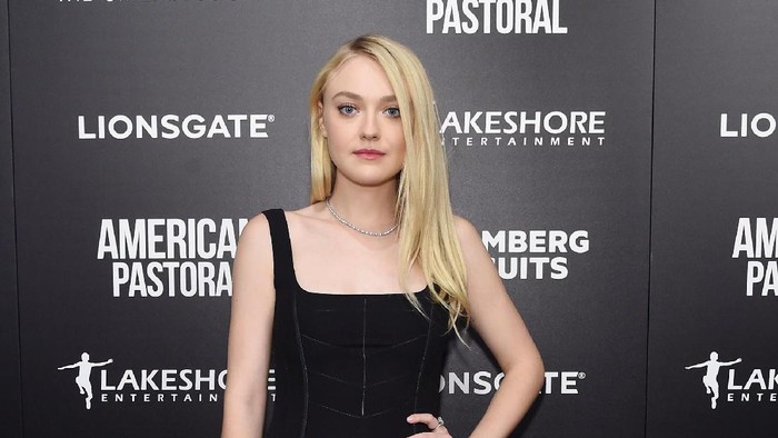 NEW YORK, NY - OCTOBER 19:  Actress Dakota Fanning attends a screening of 