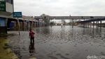 Terminal Terboyo Semarang Terendam Banjir Rob