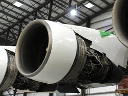 Penampakan Pesawat Terbesar Sedunia Karya Pendiri Microsoft