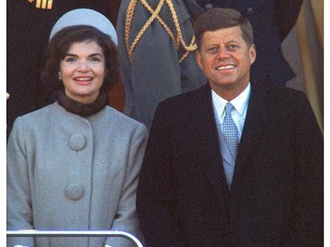 3 Bukti Melania Trump 'Mencontek' Gaya Jackie Kennedy