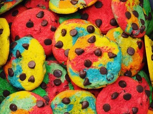 Chocolate Chips Cookies dengan 6 Warna, Mau Coba?