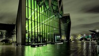 Museum Riverside, Glasgow, Inggris. Desain yang serba runcing menunjukkan kesan horor. Pool/Boredpanda.