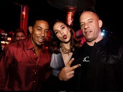 Penampilan Polos Si Cantik Gal Gadot