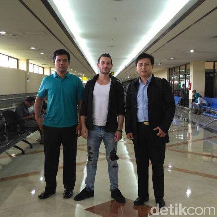 WN Italia yang Ditangkap Imigrasi Blitar Akhirnya Dideportasi
