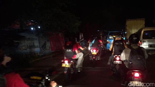 Aksi Tim Jaguar Polresta Depok.