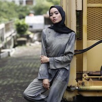 Indah Sundari, Finalis Sunsilk Hijab Hunt 2017. Foto: Rachman (Detik Foto)Saksikan Grand final Sunsilk Hijab Hunt 2017, Minggu (4/5/2017) yang akan disiarkan oleh Trans7 dan live streaming di www.detik.com pada pukul 20.15 WIB dari Ecovention, Ancol, Jakarta Utara. Saksikan juga Road To Final Sunsilk Hijab Hunt 2017 akan tayang di Detikcom pada pukul 14.00 hingga 20.00 WIB.