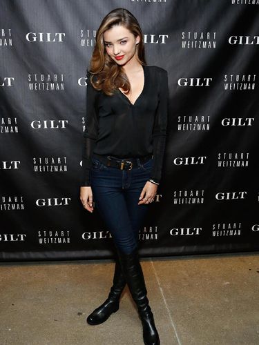 Cerita Miranda Kerr yang Suka Mencabut Bulu Alis Agar Bisa Konsentrasi