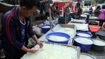 Kolang-Kaling Laris Manis di Bulan Suci