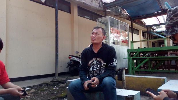 Iyus dibebaskan pada Rabu 31 Mei 2017. Dia meminta agar polisi memberikan klarifikasi atas statusnya itu.