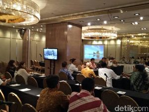 Anies-Sandi Buka Puasa Bareng Fraksi-fraksi DPRD DKI