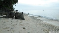 Karena kecantikannya, pantai ini di juluki sebagai Hawaii-nya Sabang (Bonauli/detikTravel)