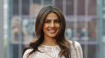Versus: Lebih Hot Mana Priyanka Chopra Atau Alexandra Daddario?