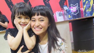 Cute, Rambut Kembaran Marshanda dan Sienna