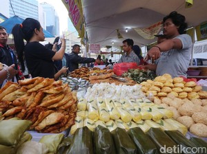 Bukan Hanya Pasar Benhil dan Kramat Saja, 5 Tempat Ini Juga Bisa Jadi Lokasi Berburu Takjil