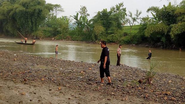 Seorang Pria Dikabarkan Tenggelam di Sungai Cibeet Bogor