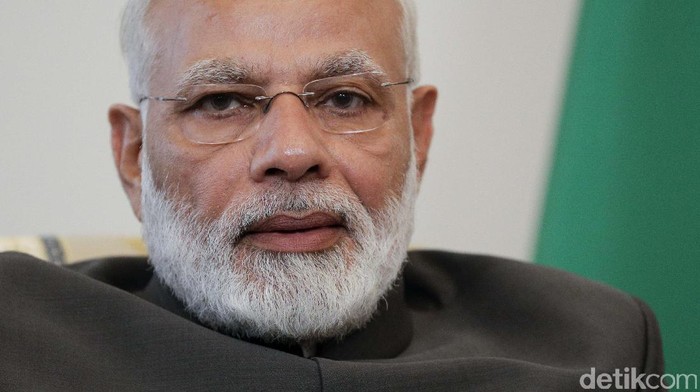 Indian Prime Minister Narendra Modi delivers a speech during a session of the St. Petersburg International Economic Forum (SPIEF), Russia, June 2, 2017. REUTERS/Valery Sharifulin/TASS/Host Photo Agency/Pool  TPX IMAGES OF THE DAY. EDITORIAL USE ONLY.