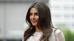 Versus: Lebih Hot Mana Priyanka Chopra Atau Alexandra Daddario?