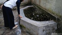 Ini Sumur yang ketiga, letaknya agak jauh dari sumur yang pertama. Namun masih berada di satu garis pantai (Bonauli/detikTravel)