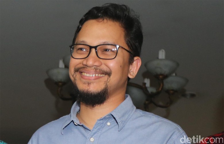 Hanafi Rais Dukung TNI Terlibat Tangani Terorisme Hanafi Rais Dukung TNI Terlibat Tangani Terorisme