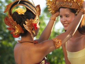 Pawai Pesta Kesenian Bali 2017 akan Disiarkan Langsung di YouTube