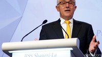 Turnbull saat berpidato dalam sebuah konferensi.