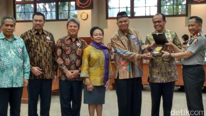 Kapolri: Polisi Bertindak atas Legitimasi Hukum dan Dukungan Sosial